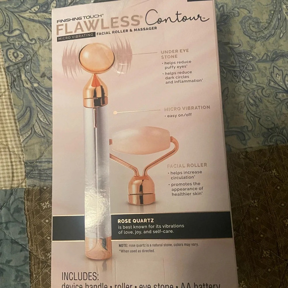 Micro vibrating Facial Roller and Massager - Picture 5 of 7